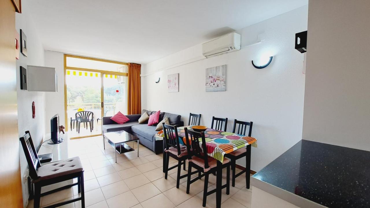 Apartamentos La Masia 002 ซาลอว์ ภายนอก รูปภาพ
